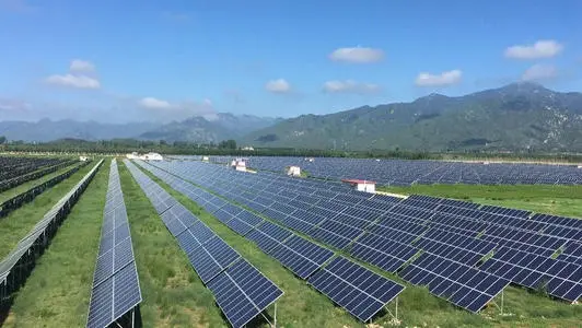花13亿建光伏发电站，这家水泥企业是要转型吗？
