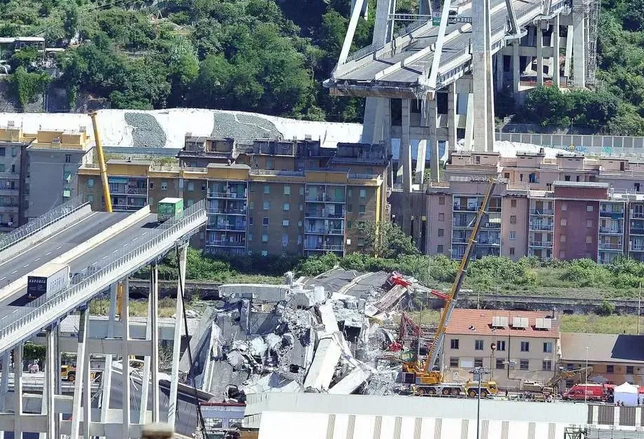 意大利高速公路公司股权出售案：一座大桥坍塌引发的官商交锋大戏